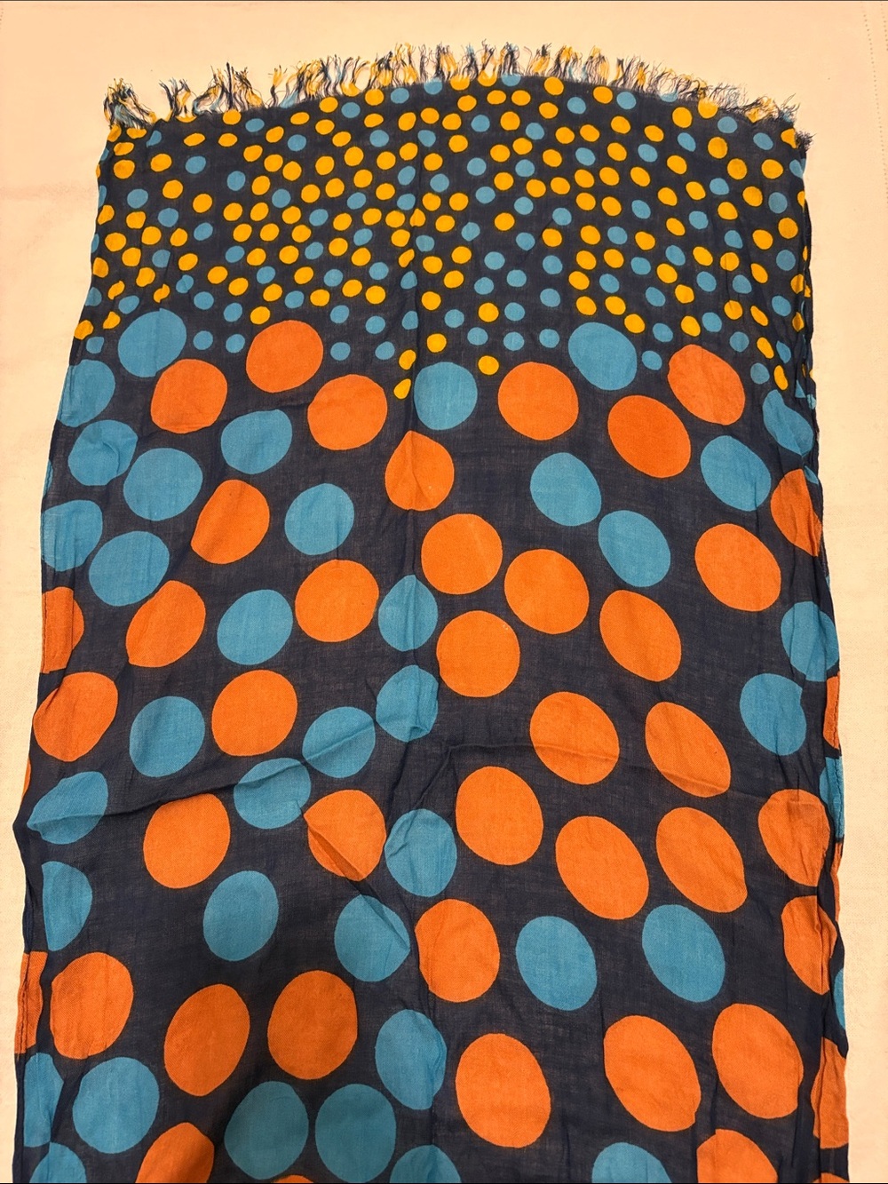 Cejon Scarf - Picture 3 of 5